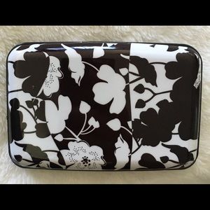 Black and White credit cards accordion wallet